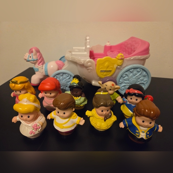 Little People Disney Prince & Princess Talkers With Coach / Carriage Ride - Picture 3 of 17